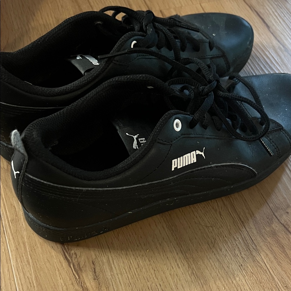 Puma Women’s Classic Black Sneakers